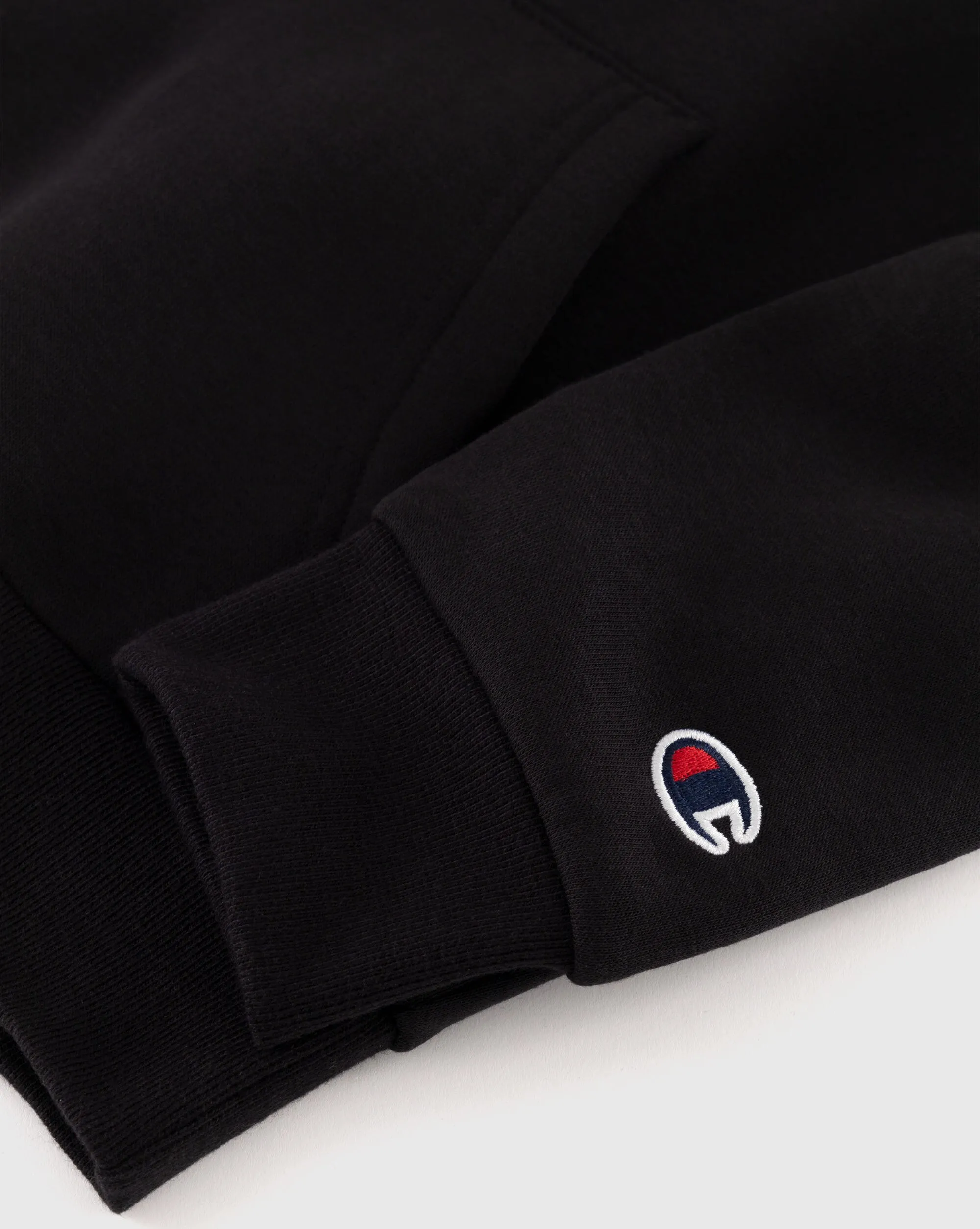 Champion Felpa Con Cappuccio e Big Logo Ricamato Tono su Tono Nero Bambino