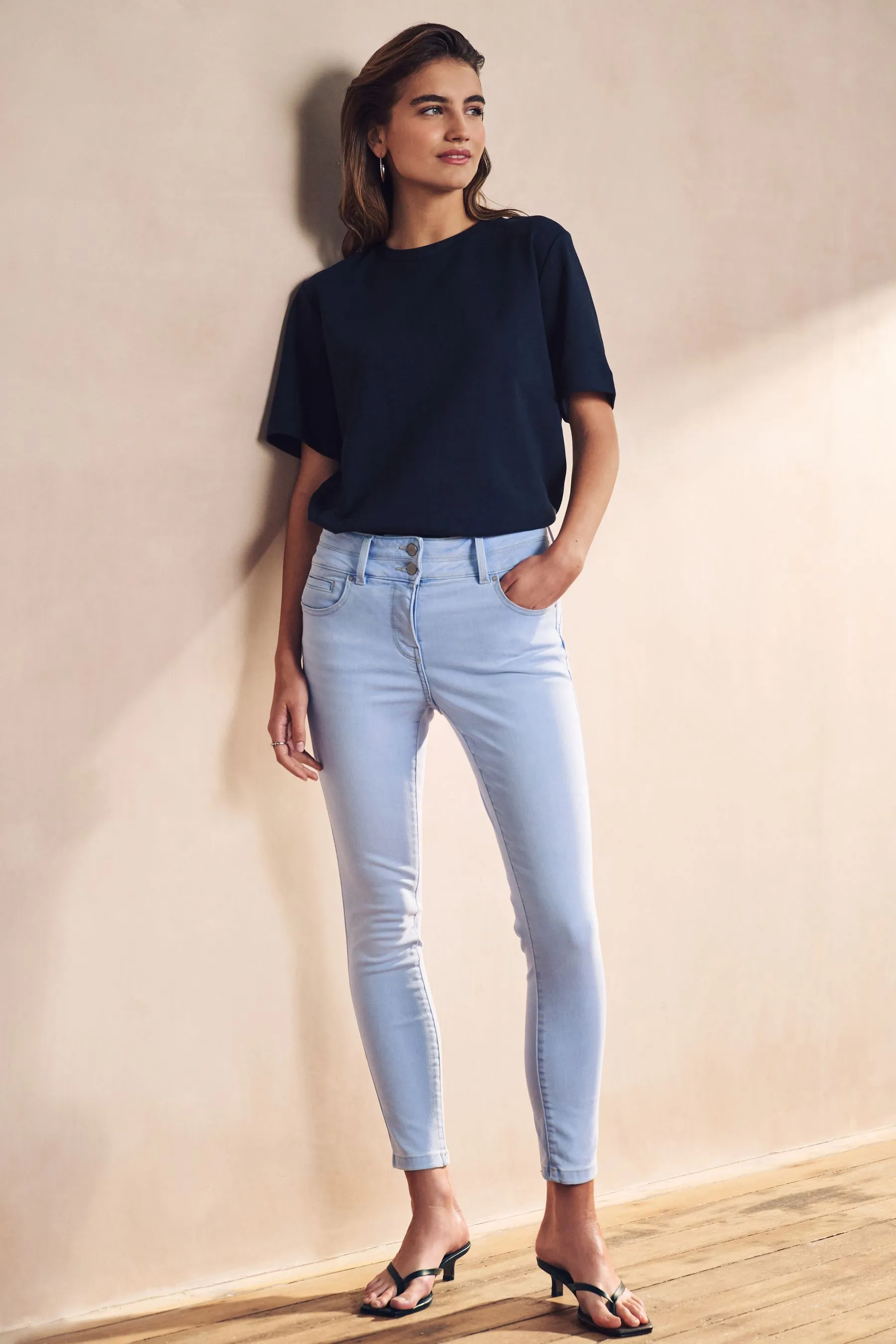 Jeans skinny effetto push-up, snellente e modellante