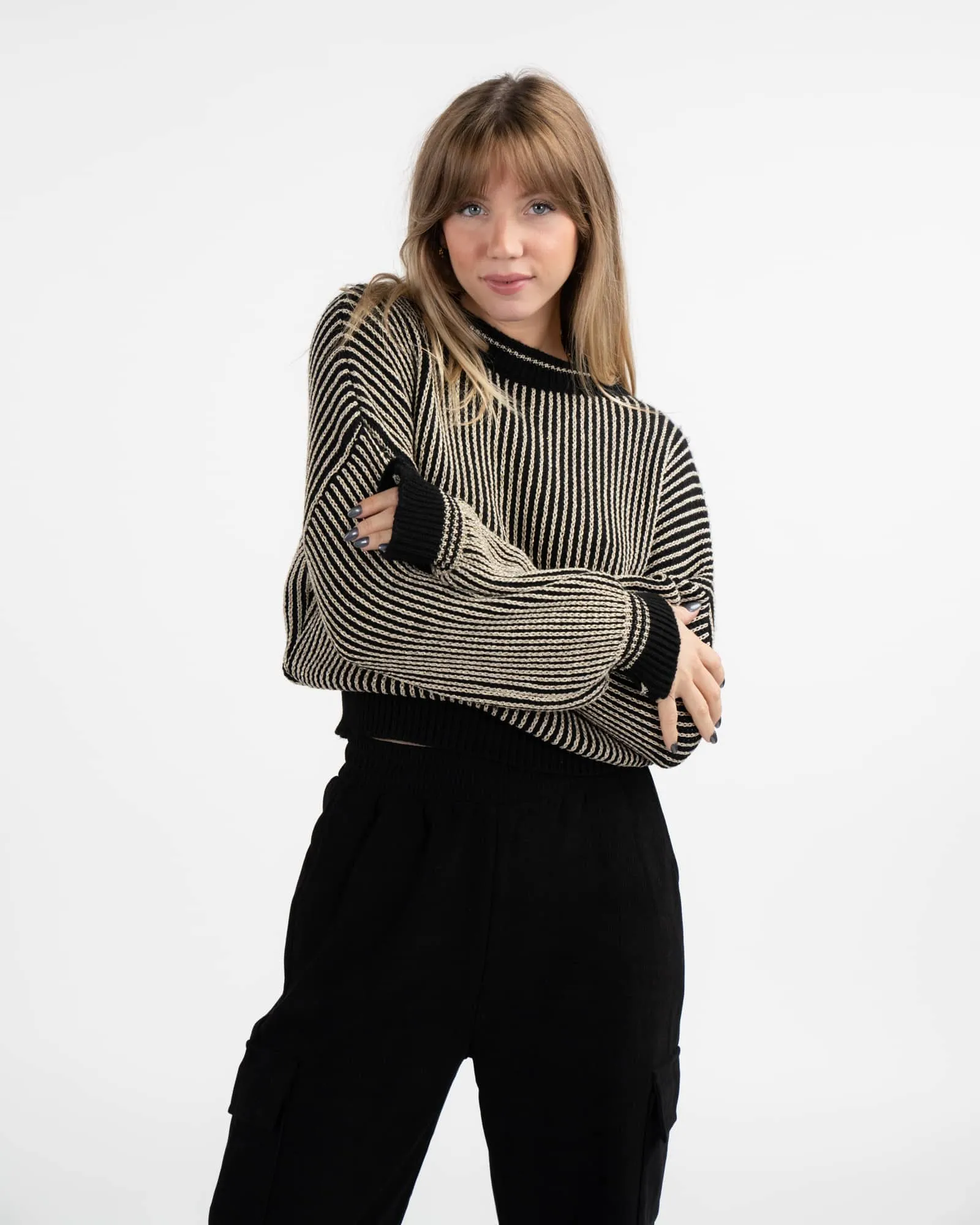 Pullover con inserti dorati - NERO