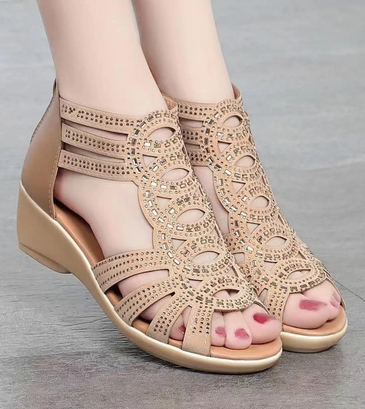 Sandali romani in vera pelle morbida Donna 2022 Estate Tacco grosso Scarpe da mamma Capispalla moda Sandali da donna Zeppa da do